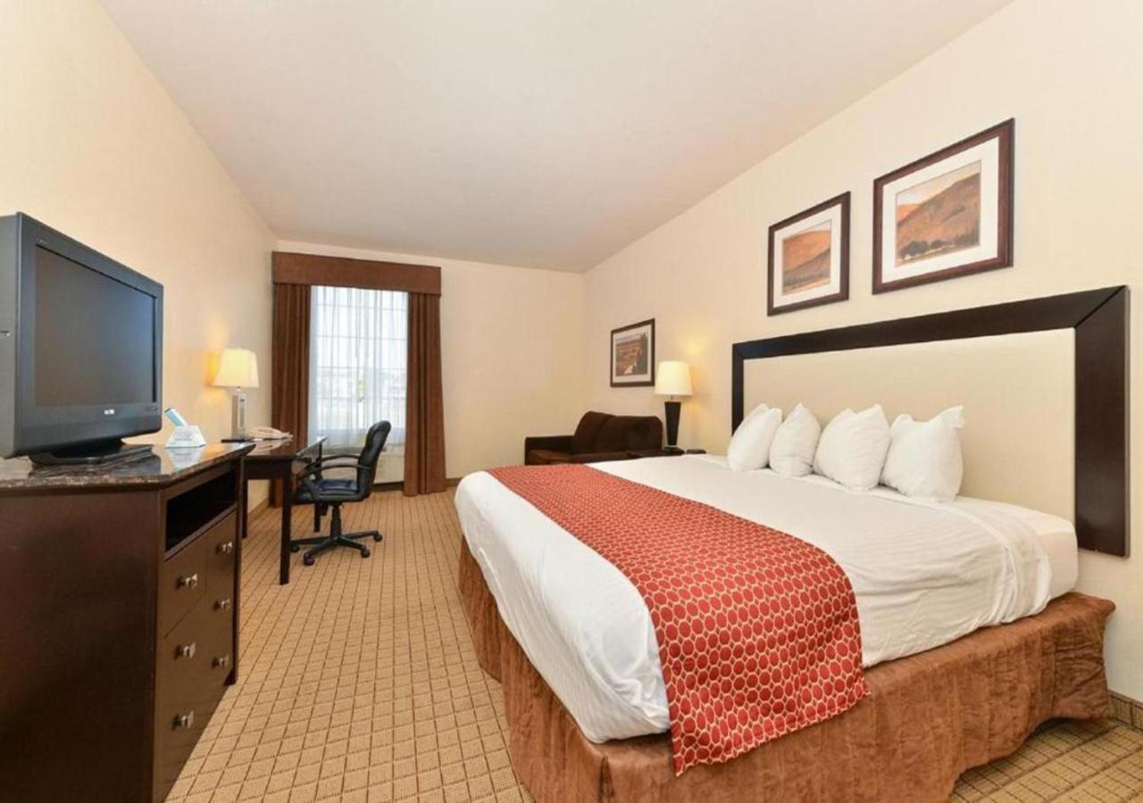 Express Inn & Suites Norman Bagian luar foto